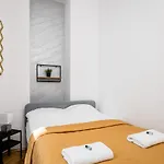 Royal Old Town Aparthotel