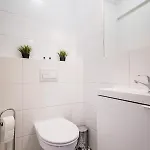Royal Old Town Aparthotel 3*