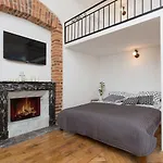 Aparthotel Royal Old Town 3*