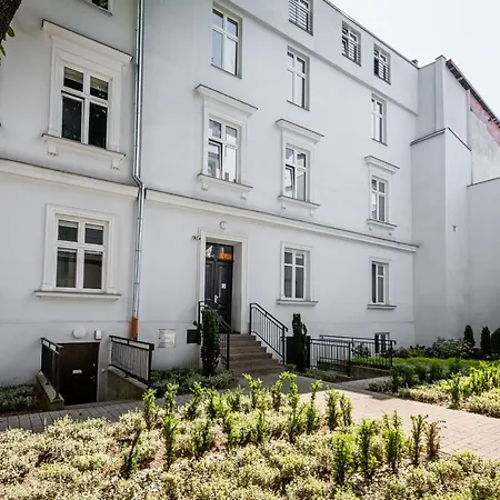 Royal Old Town Aparthotel