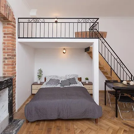 Royal Old Town Apartahotel Cracovia