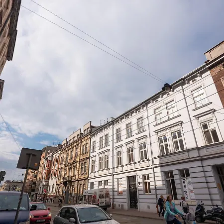 Royal Old Town Aparthotel 3*